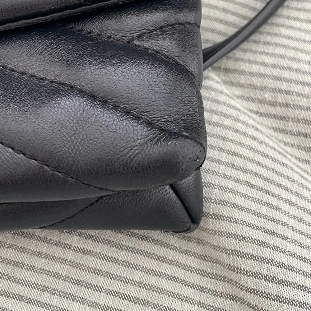 Tory Burch Quilted Leather Kira Wallet on Chain Black Gold - Picture 4 of 11